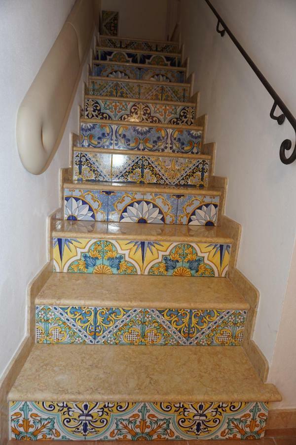 Casa Vacanze Torre Dei Gualtieri Villa San Benedetto del Tronto Exterior foto